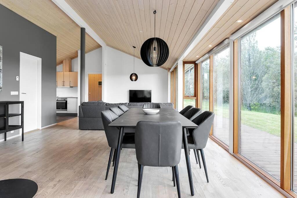 Scandinavian Villa In South Iceland Laugaras Exterior photo