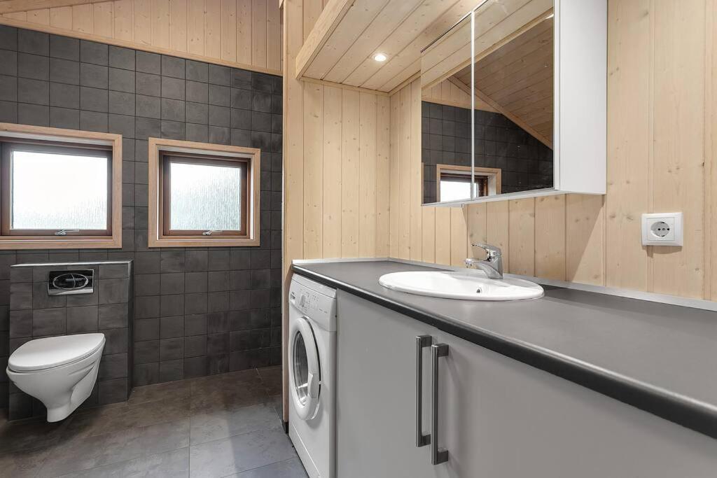 Scandinavian Villa In South Iceland Laugaras Exterior photo